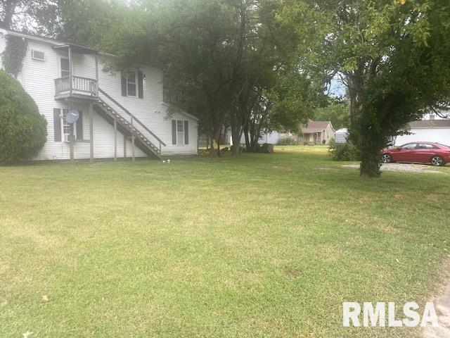 1808 Pine St, Murphysboro, IL 62966 - view of yard with stairway