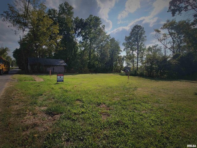 000 W 13th St, Johnston City, IL 62951