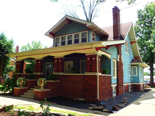 view of front facade with a porch