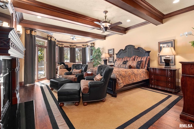 bedroom featuring access to outside, light wood-type flooring, ornamental molding, and ceiling fan