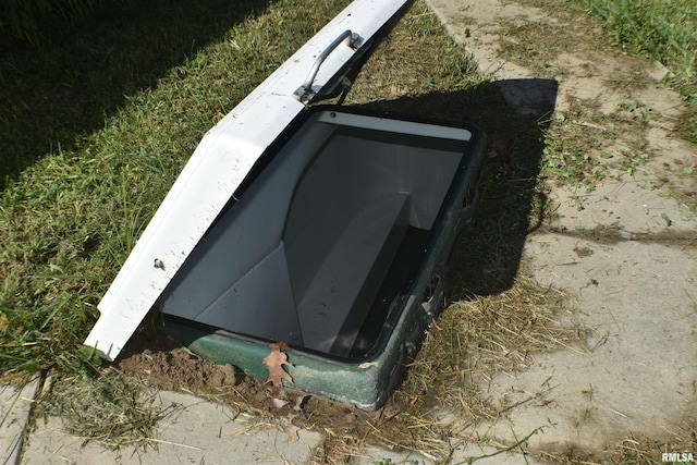 view of entry to storm shelter