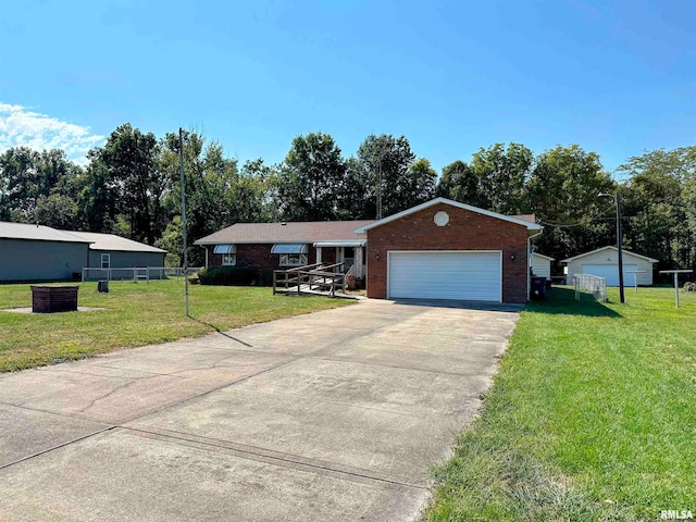 single story home with a front lawn