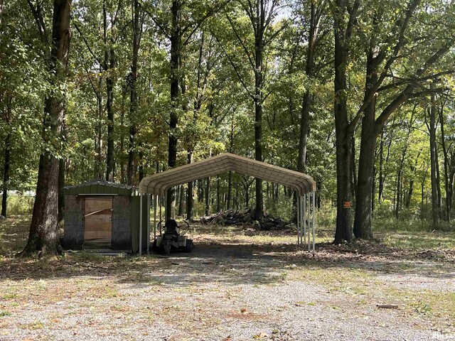 2076 Herrin Rd, Carterville, IL 62918 - photo 4