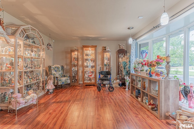 2022 W Main St, Salem, IL 62881 - sitting room with wood finished floors