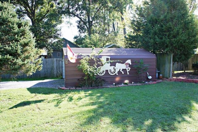 view of front facade with a front yard