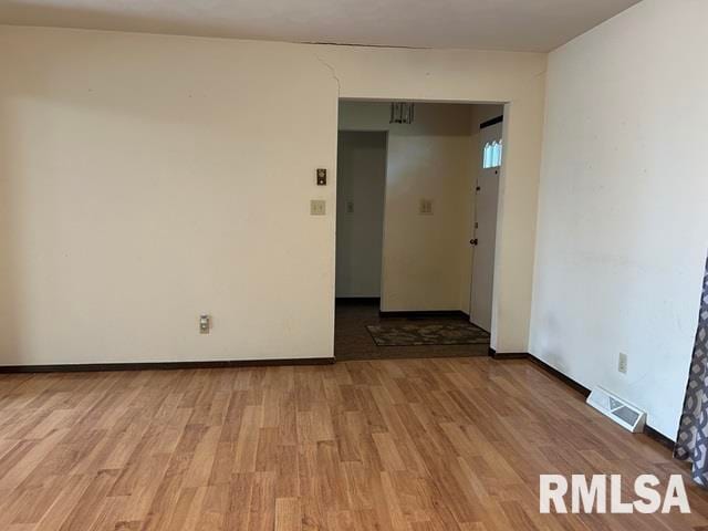 empty room featuring light hardwood / wood-style flooring