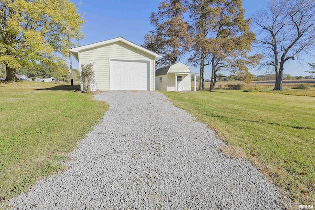 view of front of house featuring a front yard