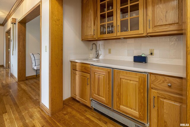 5345 State Route 127th Hwy, Cobden, IL 62920 - bar featuring dark wood-style floors, backsplash, a sink, and baseboards