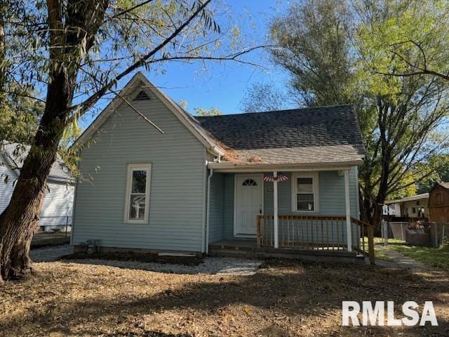 bungalow-style home with covered porch