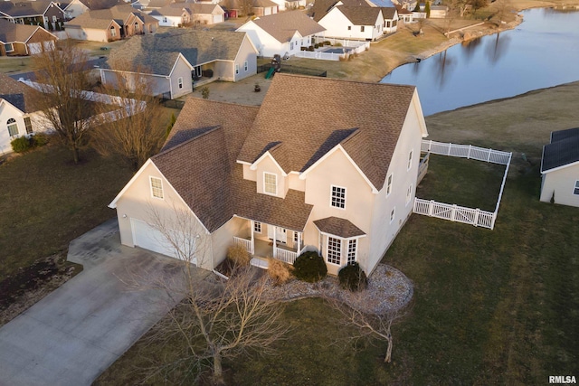 bird's eye view featuring a water view