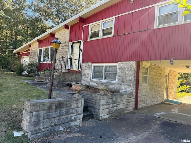 view of front of house