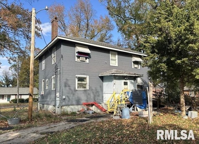 view of front of home