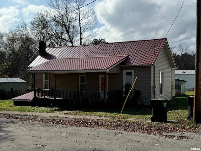 view of front of home