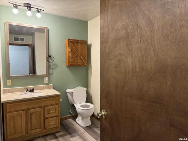 106 S 10th St, Vienna, IL 62995 - photo 12