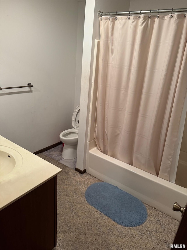 309 E Gelston St, Valier, IL 62891 - bathroom with vanity and shower / tub combo
