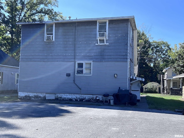 105 S Forest Ave Unit 4, Carbondale, IL 62901 - photo 2