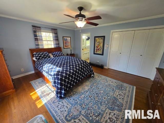 bedroom with dark hardwood / wood-style flooring, ceiling fan, a closet, and crown molding