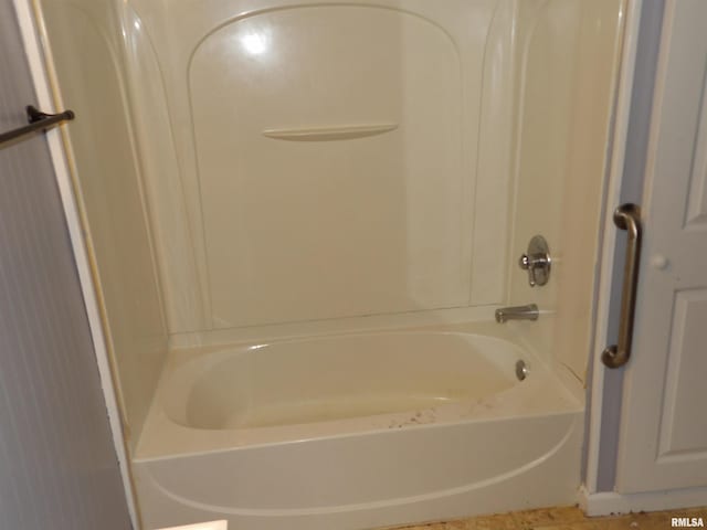 805 Samuel St, Christopher, IL 62822 - full bath featuring washtub / shower combination