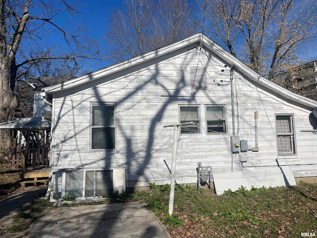 view of side of property