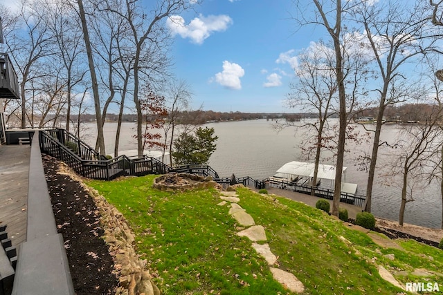 view of yard with a water view