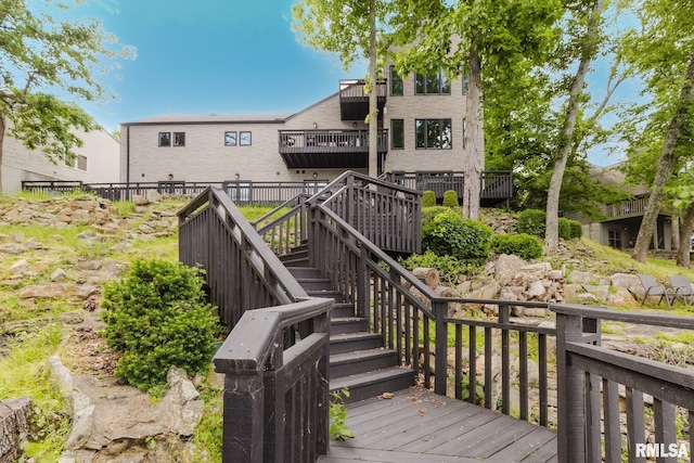 12225 Pebble Point Rd, Marion, IL 62959 - wooden terrace with stairway