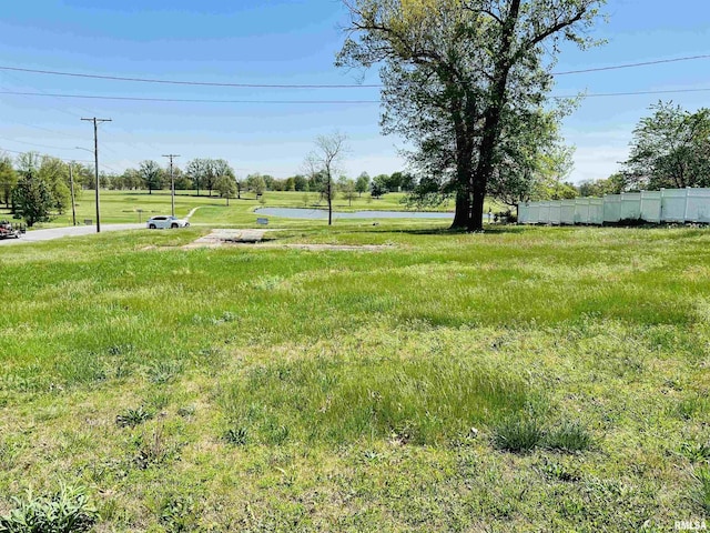 301 Country Club Ln, Harrisburg, IL 62946 - photo 4