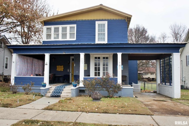 view of front facade with a porch