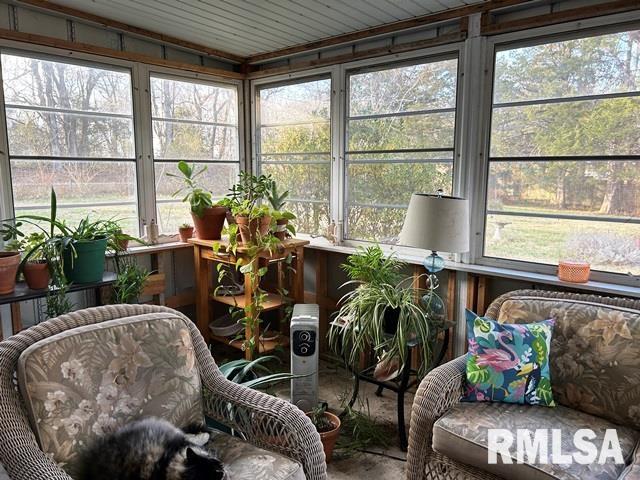 sunroom with a healthy amount of sunlight