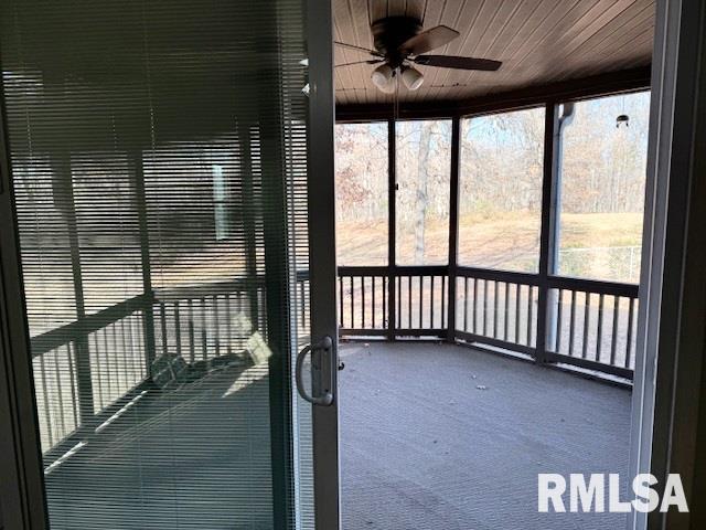 14892 Fowler School Rd, Marion, IL 62959 - unfurnished sunroom featuring a ceiling fan