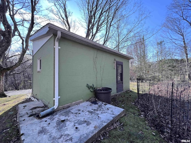 view of outbuilding