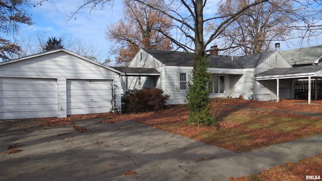 view of front of home with a garage