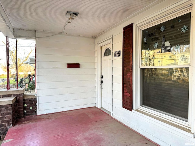 exterior space featuring a porch