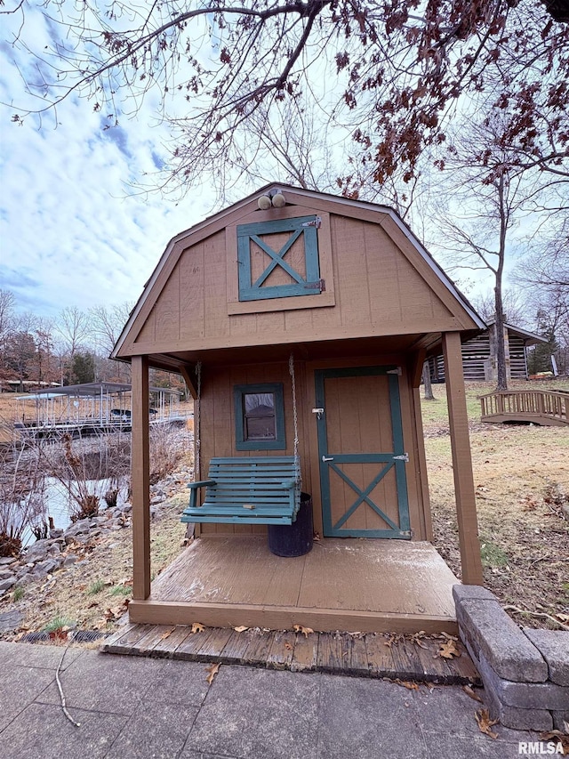 view of outdoor structure