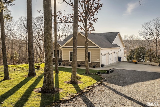 view of front of home with a front yard