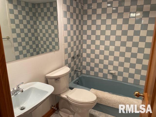 12863 Bowling Alley Rd, Benton, IL 62812 - photo 60