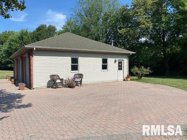 12863 Bowling Alley Rd, Benton, IL 62812 - photo 10