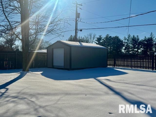 view of outbuilding with a garage