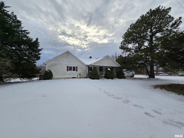 view of front of property