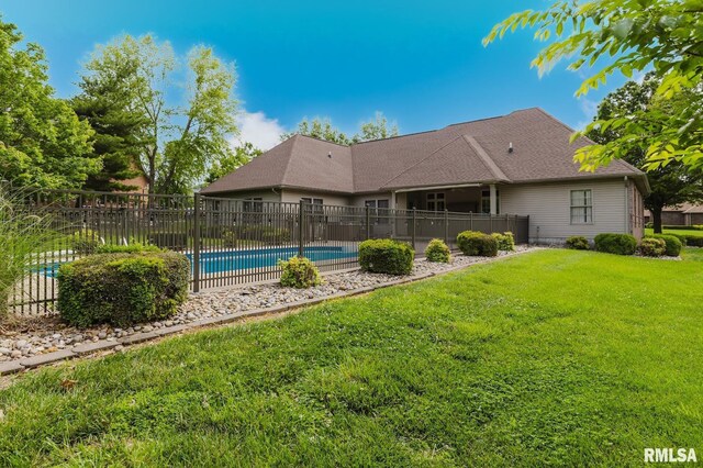 2730 Kokopelli Dr, Marion, IL 62959 - view of rear view of house