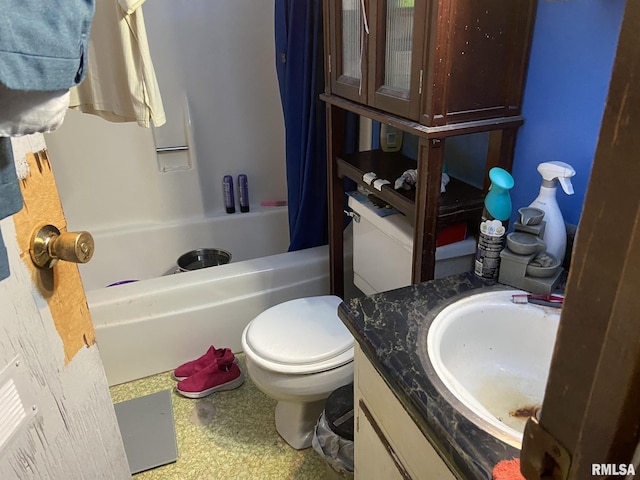 full bathroom featuring vanity, toilet, and shower / bathtub combination with curtain