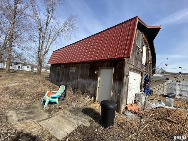 view of outdoor structure