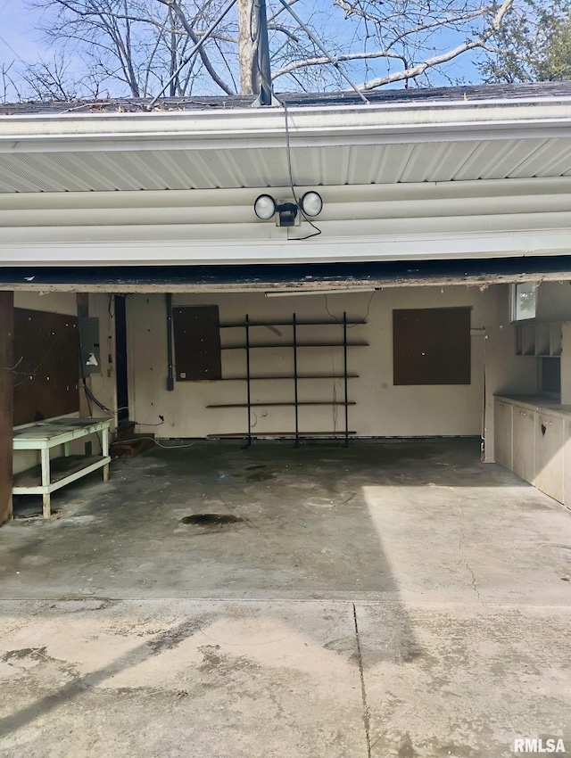 1117 E Ash St, Herrin, IL 62948 - view of garage