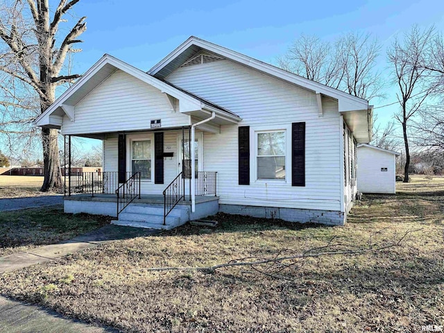 bungalow-style house with covered porch