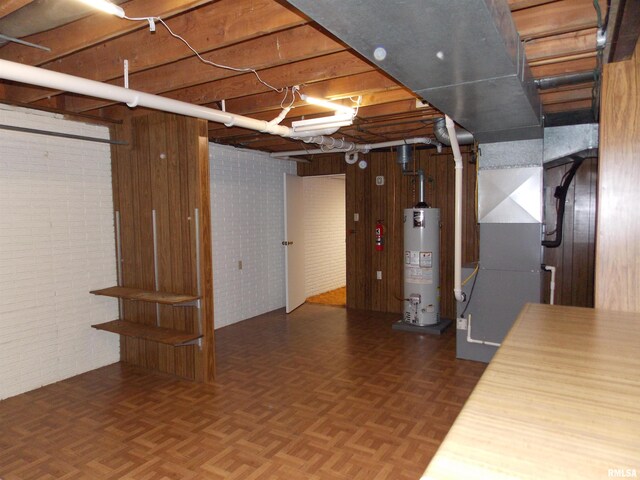 1723 Walnut Hill Rd, Centralia, IL 62801 - unfinished basement featuring gas water heater and heating unit