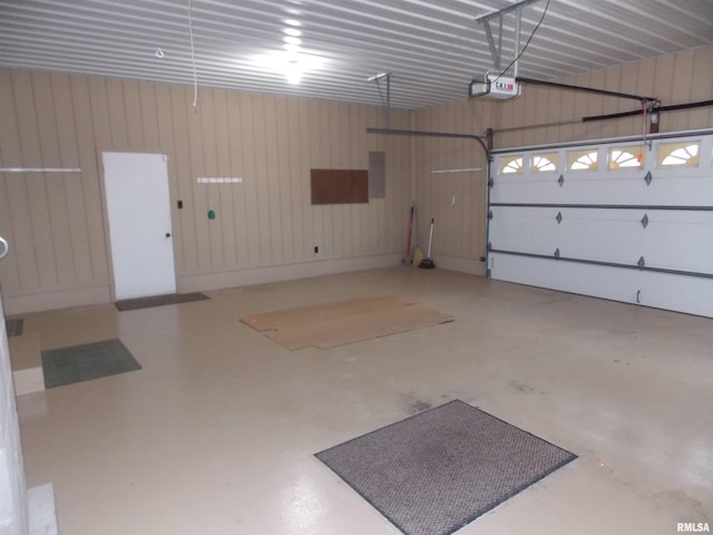 1723 Walnut Hill Rd, Centralia, IL 62801 - garage featuring a garage door opener