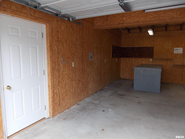 1723 Walnut Hill Rd, Centralia, IL 62801 - view of garage
