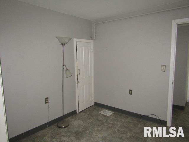 602 4th St, Rosiclare, IL 62982 - view of unfurnished bedroom