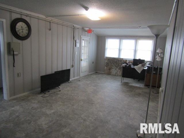 602 4th St, Rosiclare, IL 62982 - interior space with concrete flooring