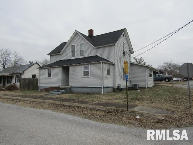 602 4th St, Rosiclare, IL 62982 - view of side of property with cooling unit
