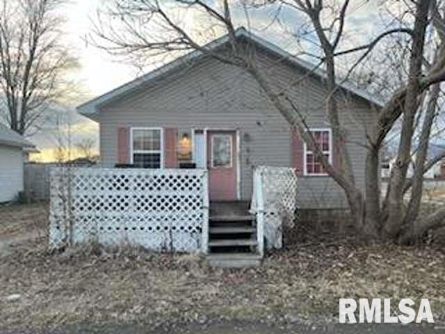 view of back of property